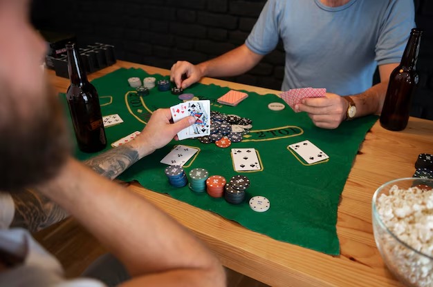 Live Teen Patti dealer at dudung78 studio with multi-camera setup